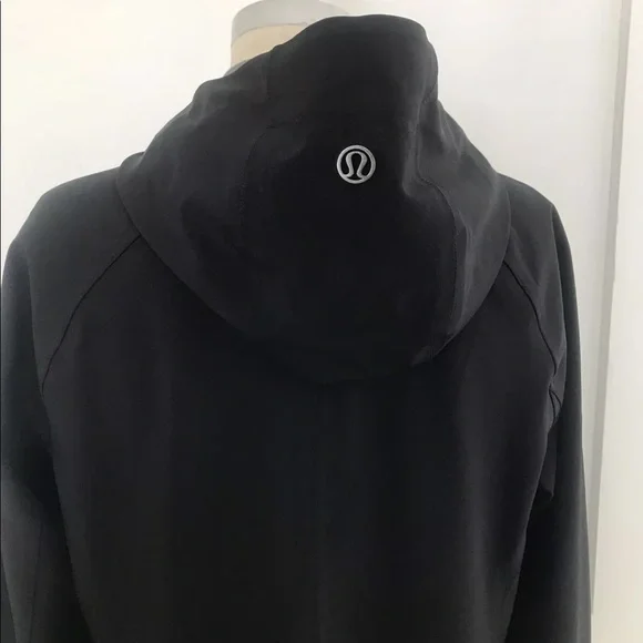 Lululemon Rain or Shine Convertible Long Short Jacket Rare EUC - Picture 7 of 12